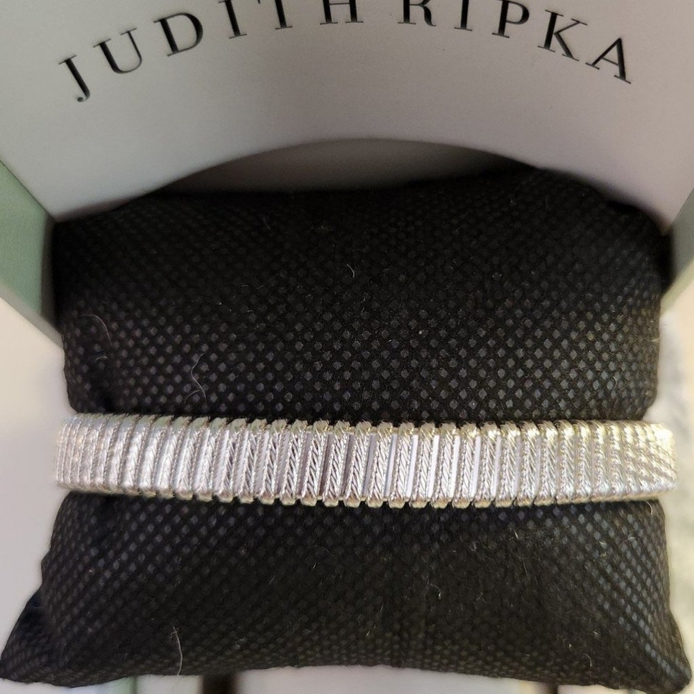 ✨️Judith Ripka Bracelet ✨️ - Picture 4 of 4
